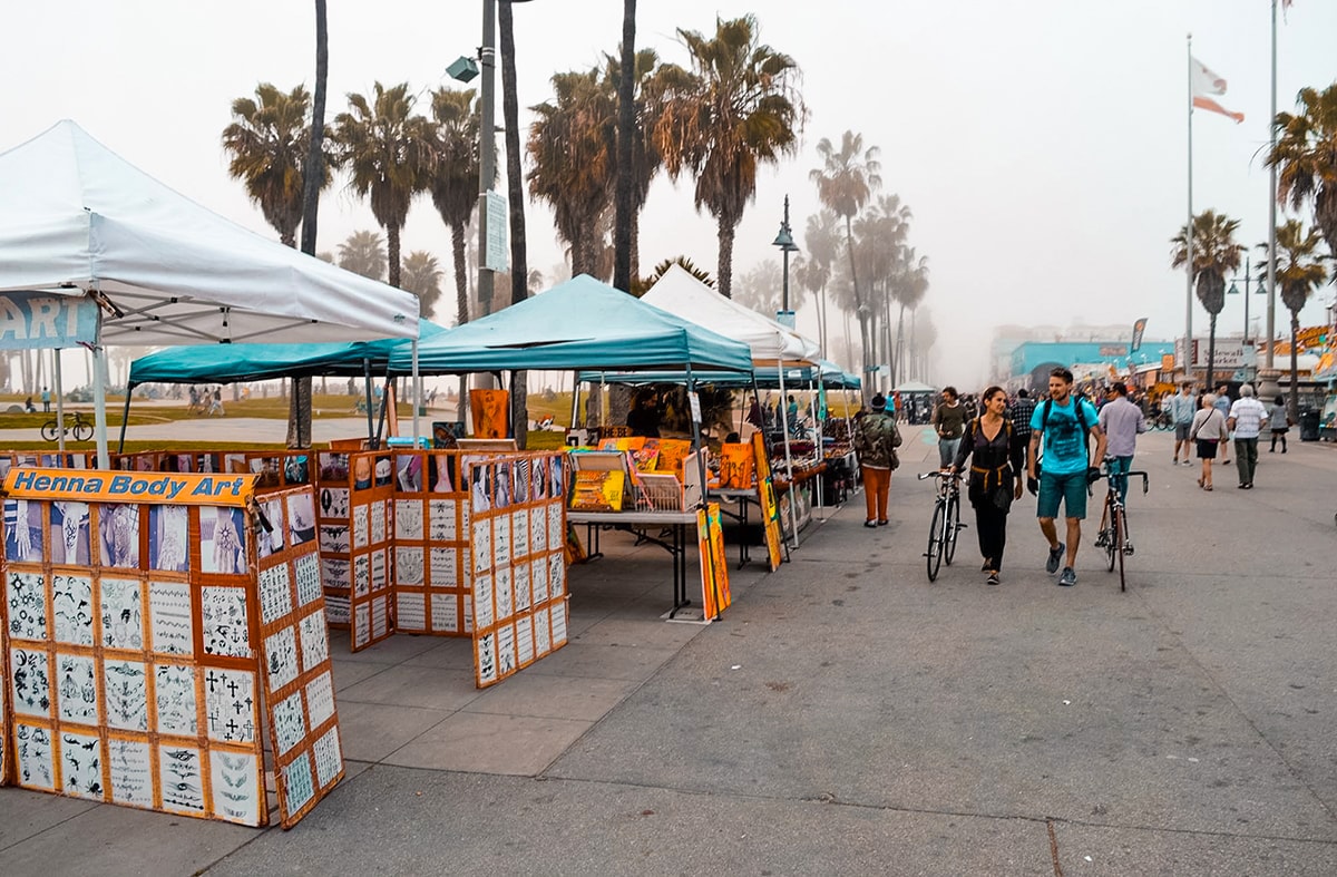 Stopover in Los Angeles, The United States | 48 and 24 Hour Itinerary | What to do in Los Angeles | Layover | Los Angeles | Stopover | One day in | Two days in | When to visit | Where to sleep | Where to eat | How to get around | What to do | Backpacking | Budget Travel | Solo Female Travel | Backpackers Wanderlust |