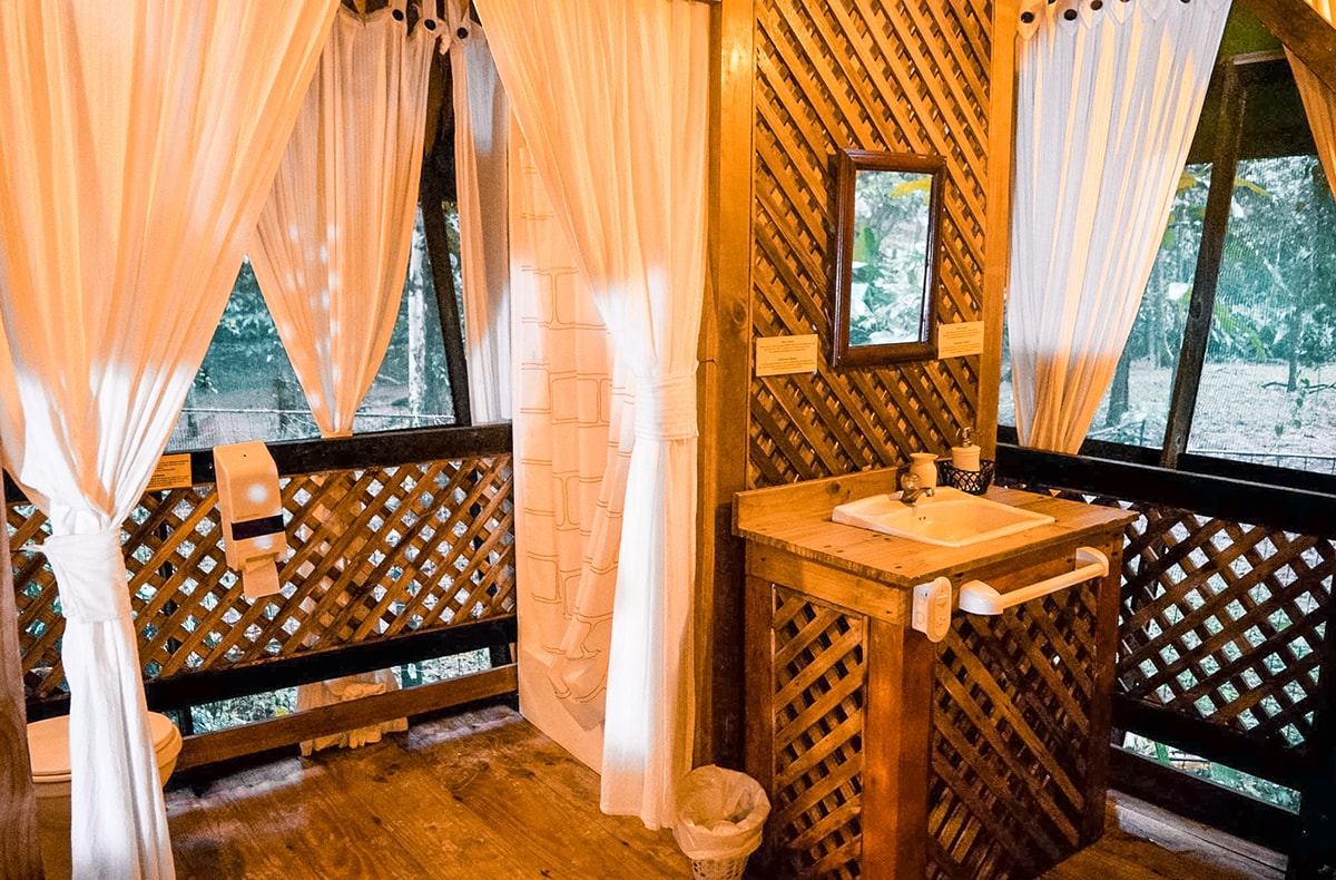 Exploring Manzanillo and Puerto Viejo In Costa Rica | Travel Central America | Caribbean | Hike | Hiking | Ocean | Rainforest | Backpacking Costa Rica | Beautiful beaches | What to do | Where to sleep | wildlife | party | Backpackers Wanderlust |