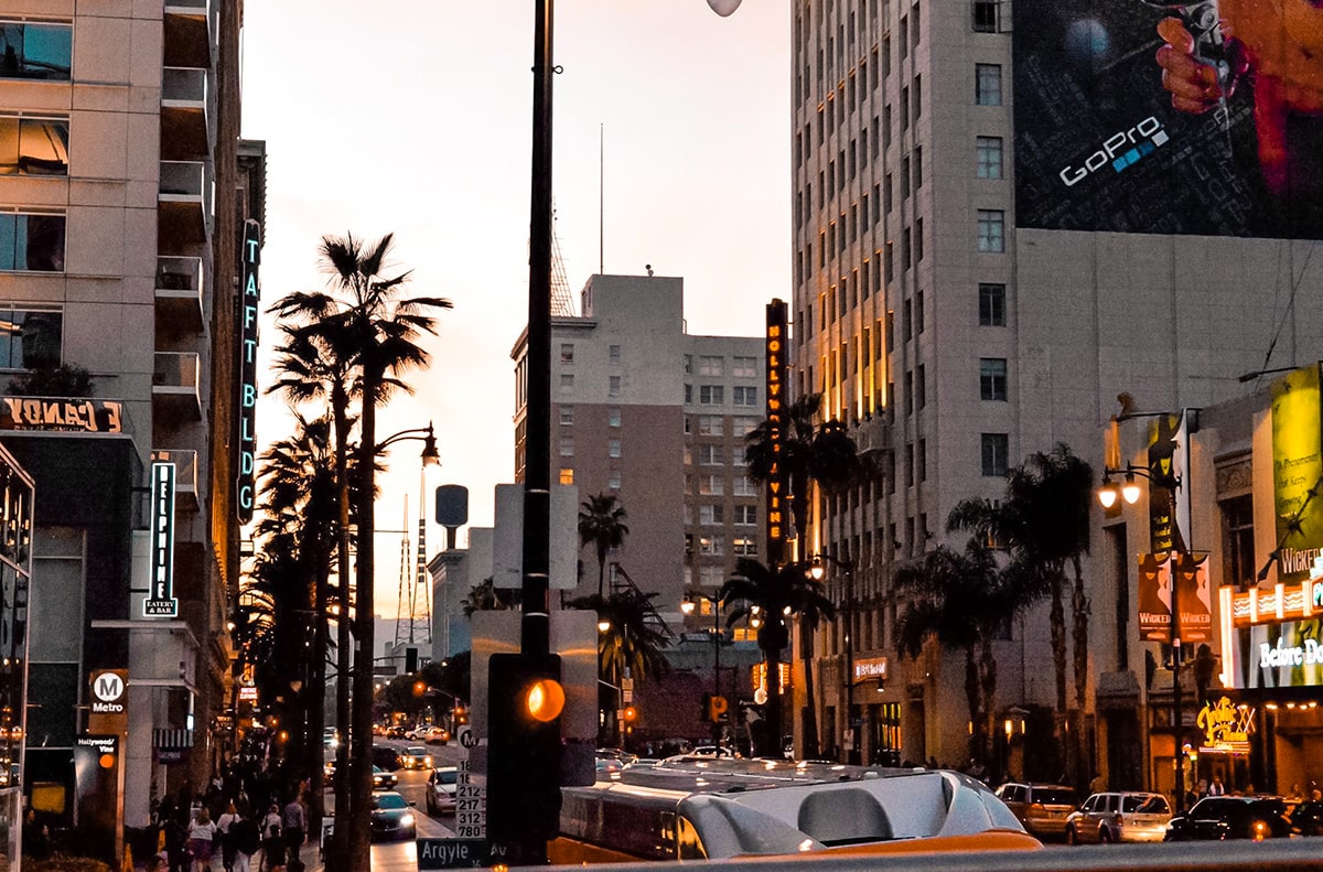 Stopover in Los Angeles, The United States | 48 and 24 Hour Itinerary | What to do in Los Angeles | Layover | Los Angeles | Stopover | One day in | Two days in | When to visit | Where to sleep | Where to eat | How to get around | What to do | Backpacking | Budget Travel | Solo Female Travel | Backpackers Wanderlust |