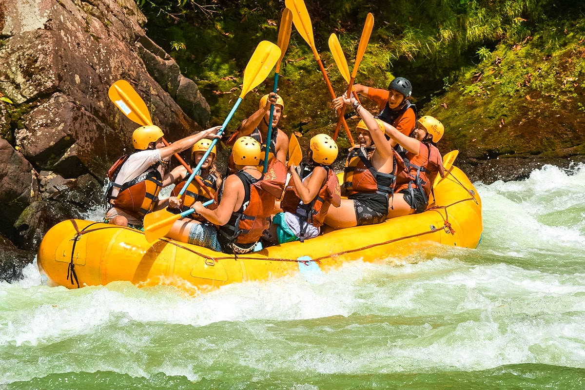 White Water Rafting The Rio Pacuare, Costa Rica | Backpack Costa Rica | Adventure Travel | Adrenaline junkie | Beautiful photography | Travel Costa Rica | ISV | Jungle Stay | Ultimate Costa Rica Adventure | What to do in Costa Rica | female traveler | solo backpacking | Backpackers Wanderlust |