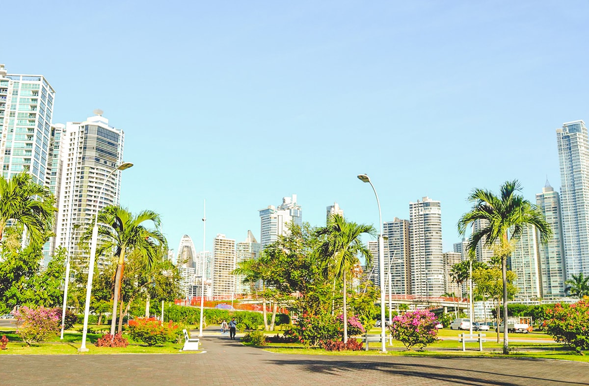 Exploring Cinta Costero in Panama City, Panama | Travel blog Panama | What to do in Panama | Panama City | Cinta Costero | When to visit | Where to sleep | Where to eat | How to get around | What to do | 24 hours | 1 Day | 2 Days | Solo Female Travel | Backpackers Wanderlust |