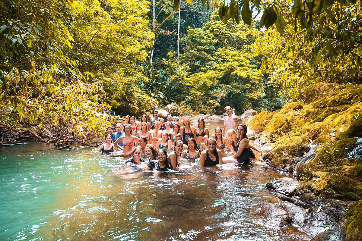 White Water Rafting The Rio Pacuare, Costa Rica | Backpack Costa Rica | Adventure Travel | Adrenaline junkie | Beautiful photography | Travel Costa Rica | ISV | Jungle Stay | Ultimate Costa Rica Adventure | What to do in Costa Rica | female traveler | solo backpacking | Backpackers Wanderlust |