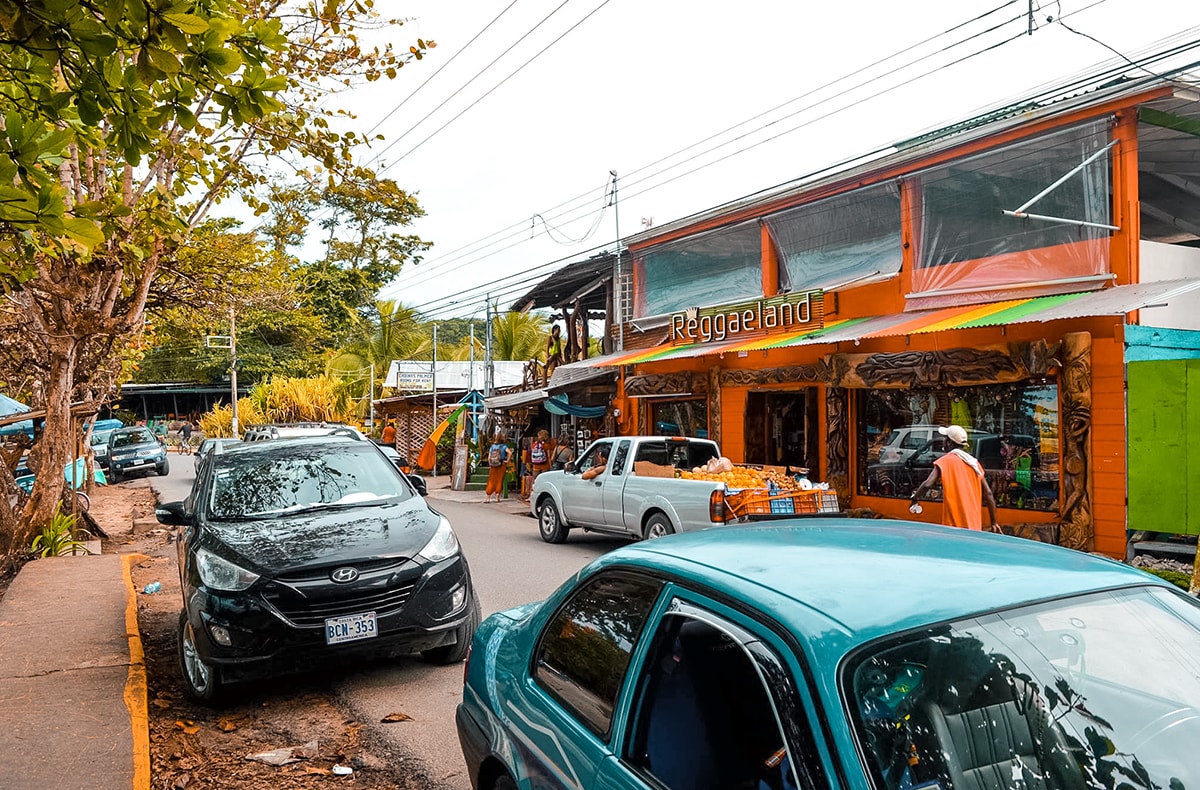 Exploring Manzanillo and Puerto Viejo In Costa Rica | Travel Central America | Caribbean | Hike | Hiking | Ocean | Rainforest | Backpacking Costa Rica | Beautiful beaches | What to do | Where to sleep | wildlife | party | Backpackers Wanderlust |