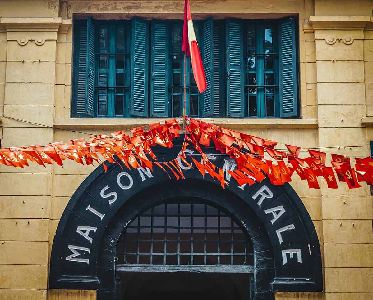 visiting masion centrale in hanoi on the hanoi itinerary