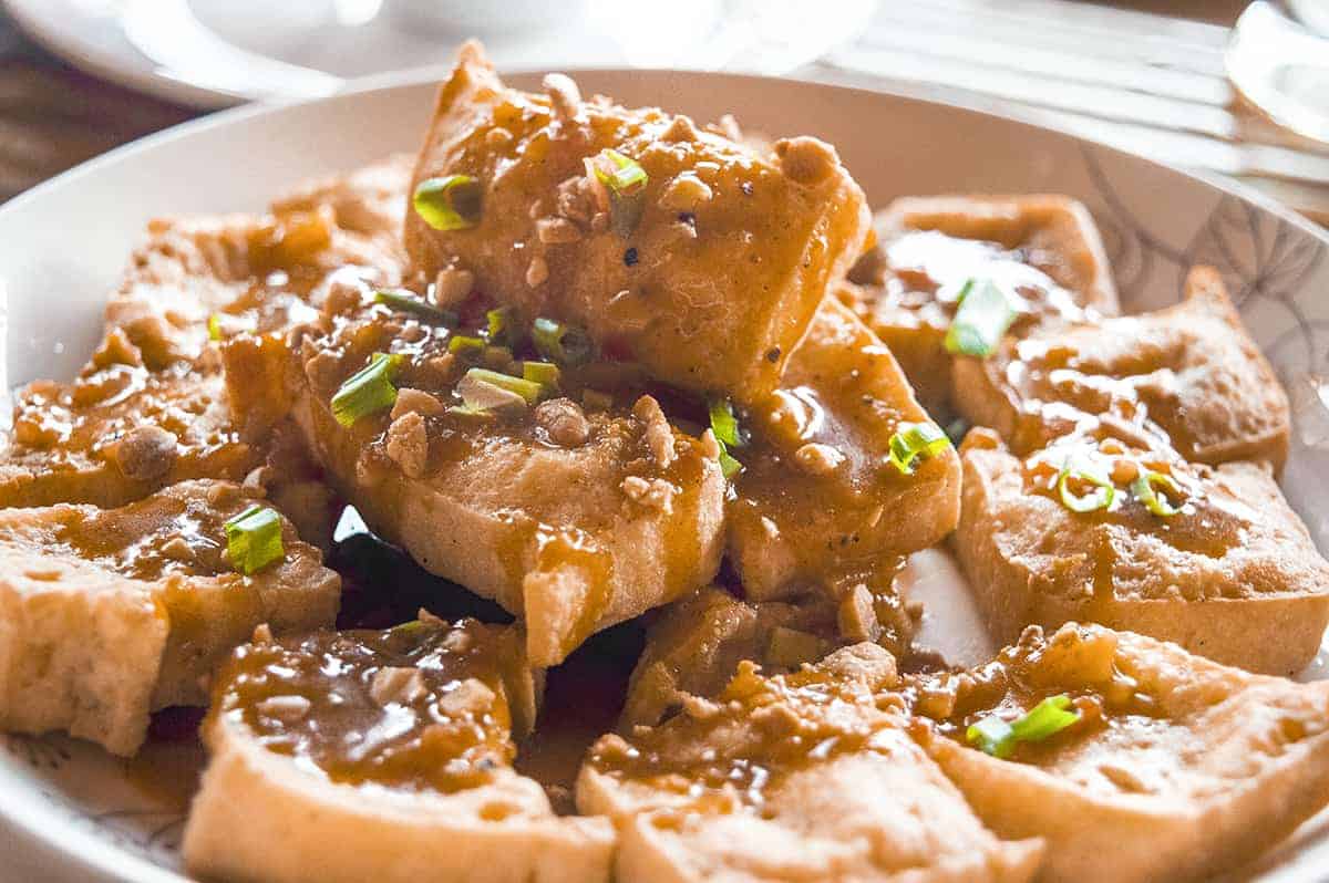 a delicious tofu meal at restaurant and cafe tuan while backpacking hoi an