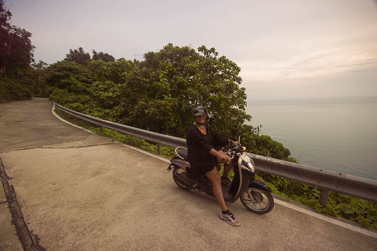 driving a motorbike around koh lanta itinerary