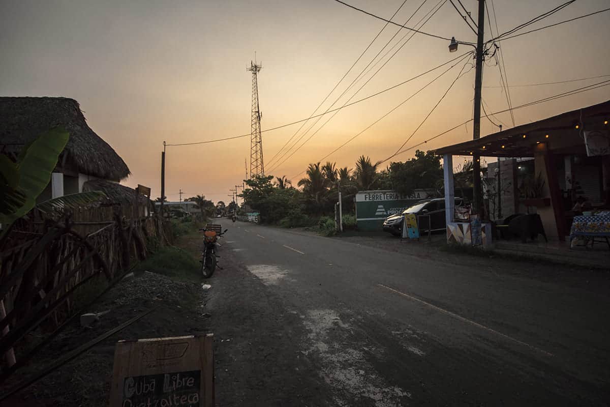 the mainstreet running through el paredon