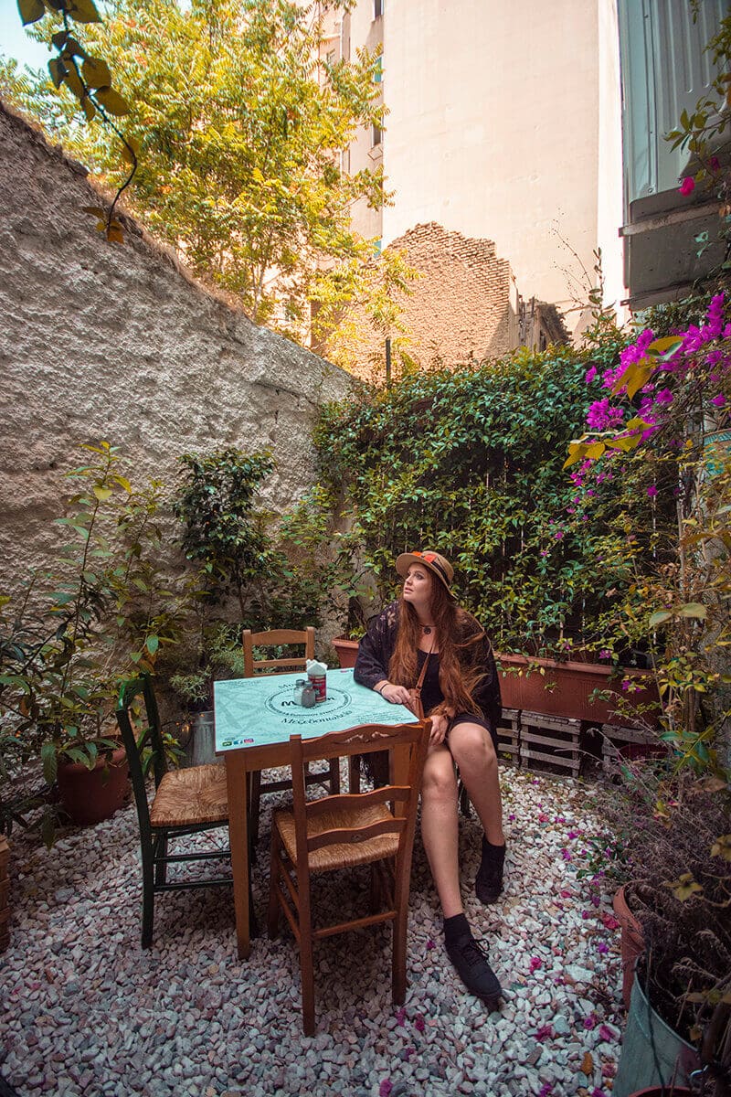 restaurant backpacking athens on a budget