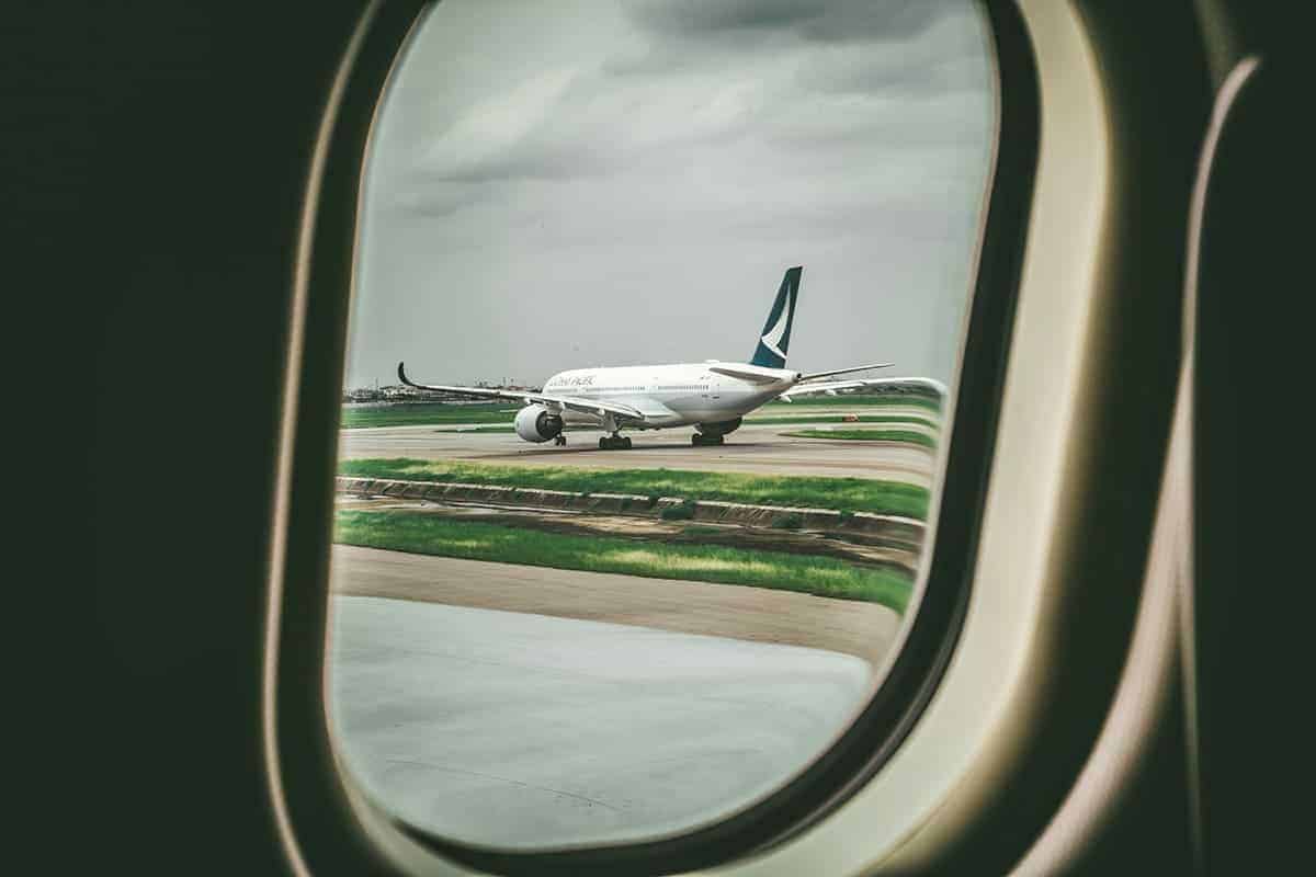 silk air in bangkok thailand plane