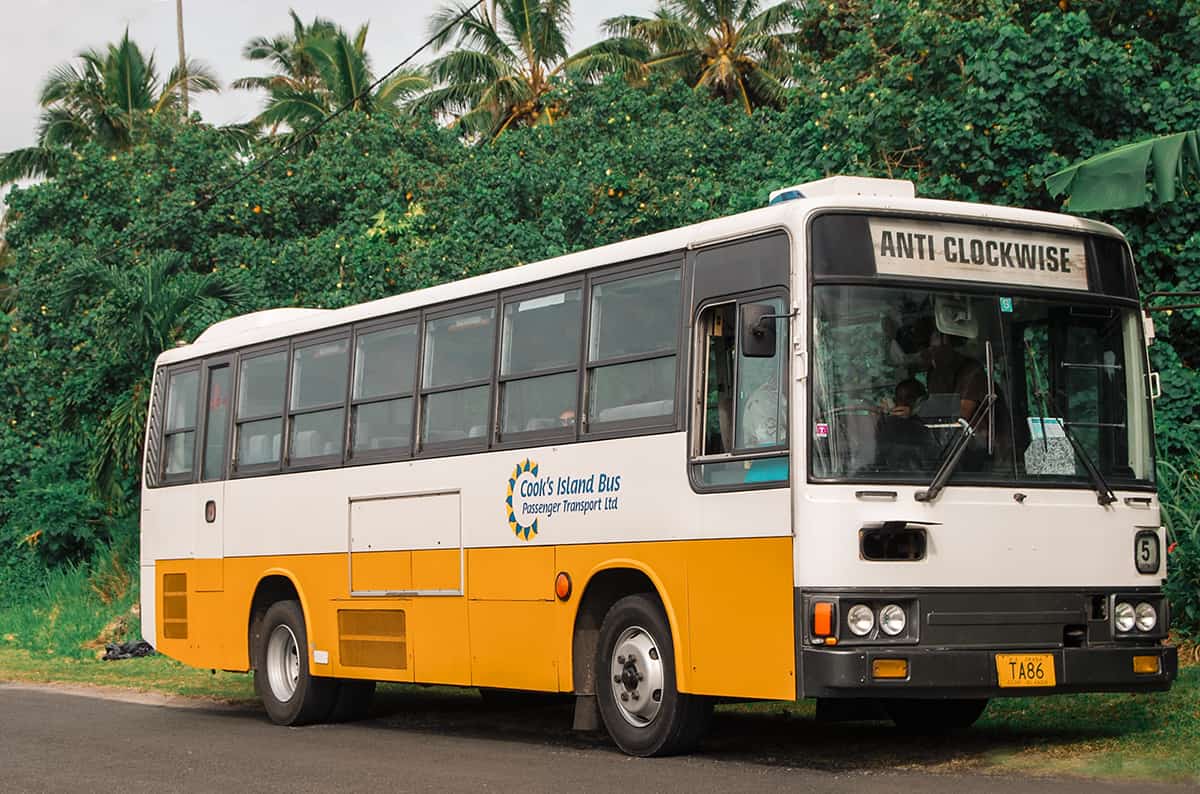 taking the bus in rarotonga