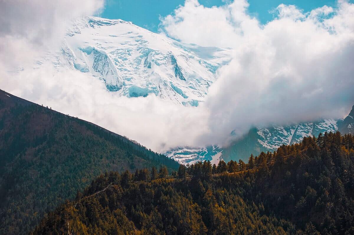 Day 5: Chame To Upper Pisang On The Annapurna Circuit 21 mountain in valley chame to upper pisang annapurna circuit