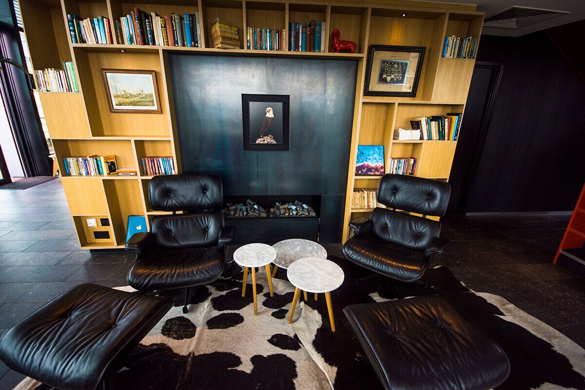 lounge citizenm tower of london review