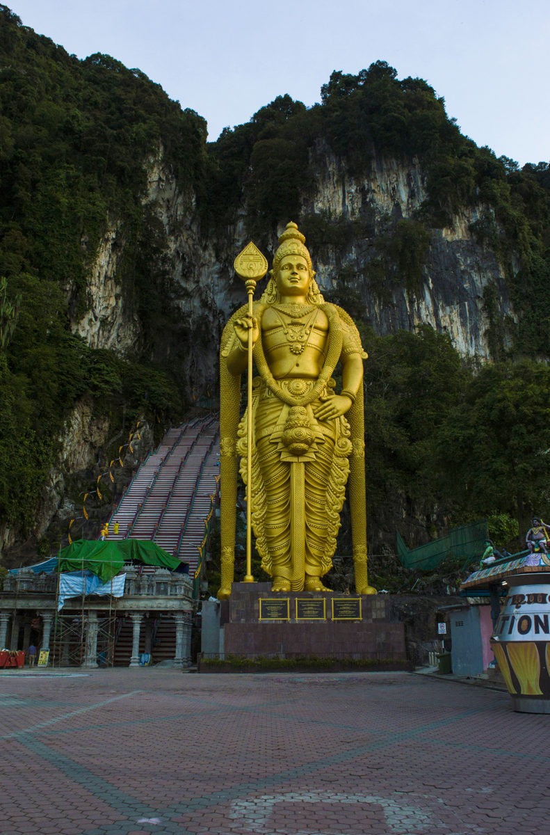 batu caves statue