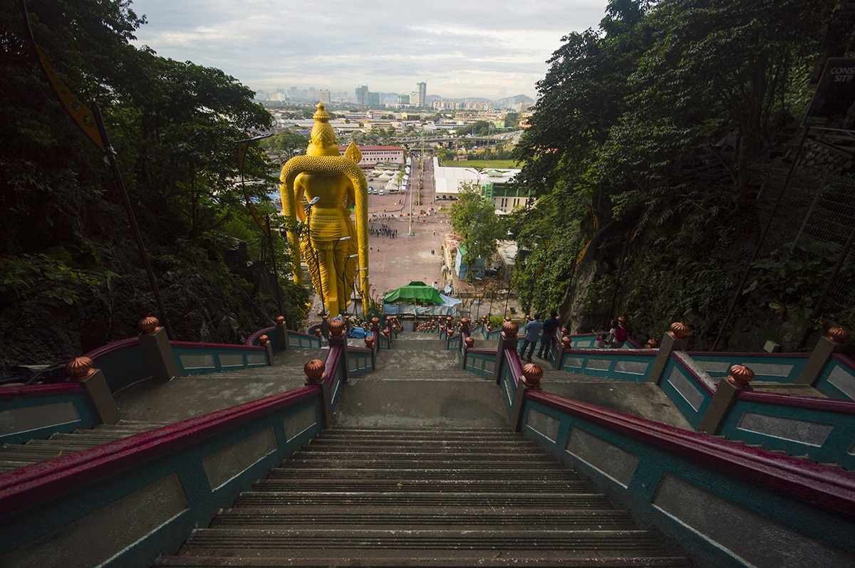downstairs batu caves