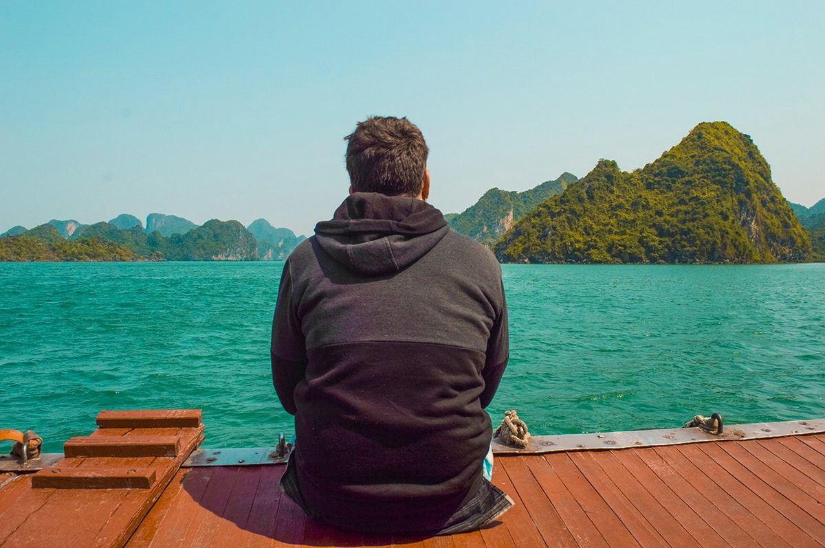 Ha Long Bay On A Budget, Vietnam | Cheap Ha Long Bay Cruise | Cat Ba Island | Adventure | Backpack South East Asia | Travel | Backpacking | Must Visit | Do Not Miss | Vietnam | Ha Long Bay Cruise | Ocean Tours | Adventure | Photography | Backpackers Wanderlust |