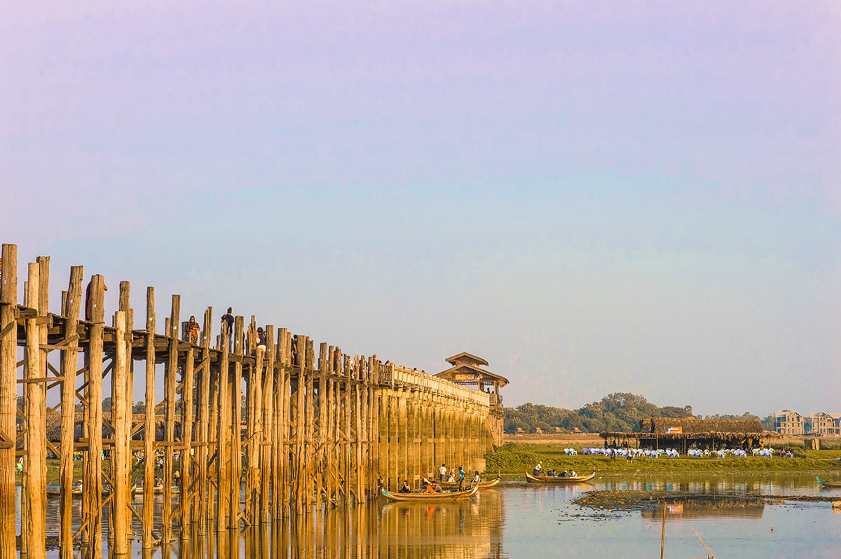 Day Tour Mandalay Myanmar Including Visiting U Bein Bridge, Inwa Town, A Monestary, A Beautiful Sunset And Many More | What to do in Mandalay | Best things to do in Mandalay | Mandalay photography | Travel blog Mandalay | Backpackers Wanderlust |