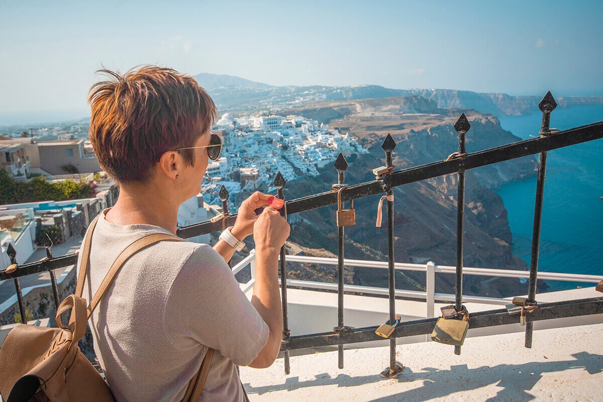 lock gate in santorini