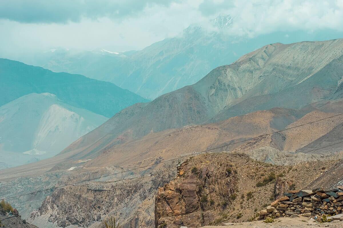 dry ranges high camp to muktinath over thorong la pass on the annapurna circuit