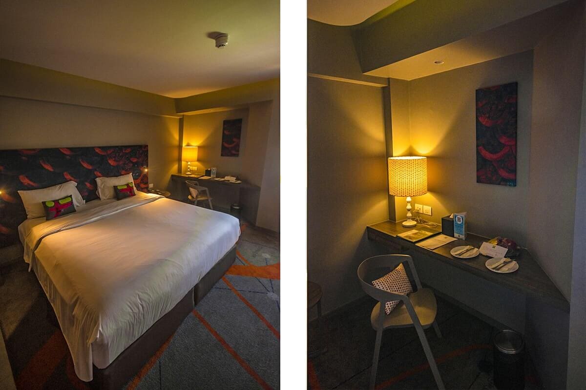 bedroom area at ibis styles khaosan