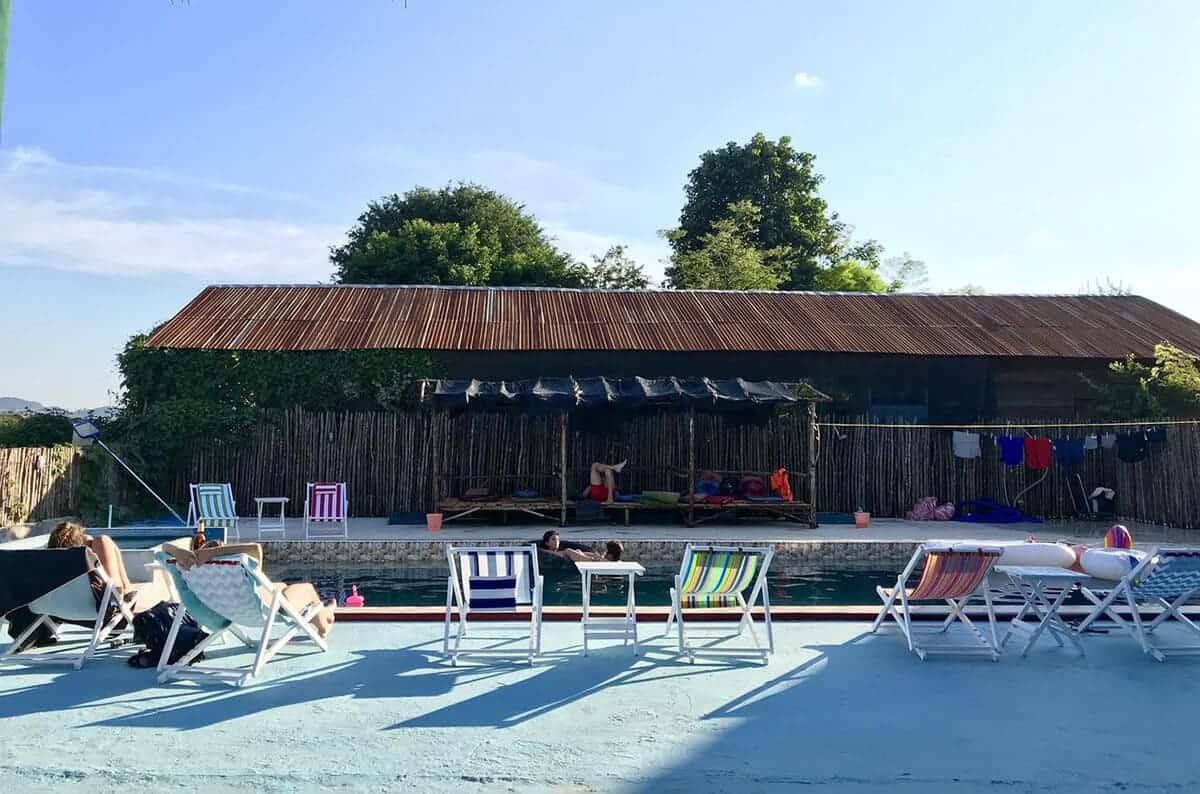 jennin backpackers guesthouse vang vieng