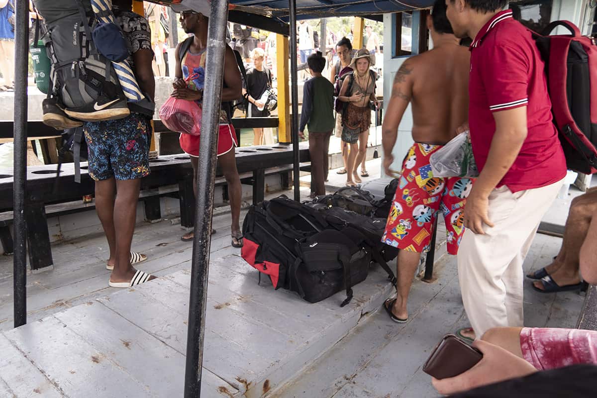 unloading the boat on koh rong samloem