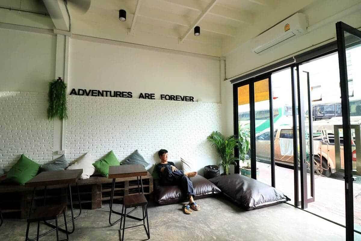 krit hostel khao san road common area couches
