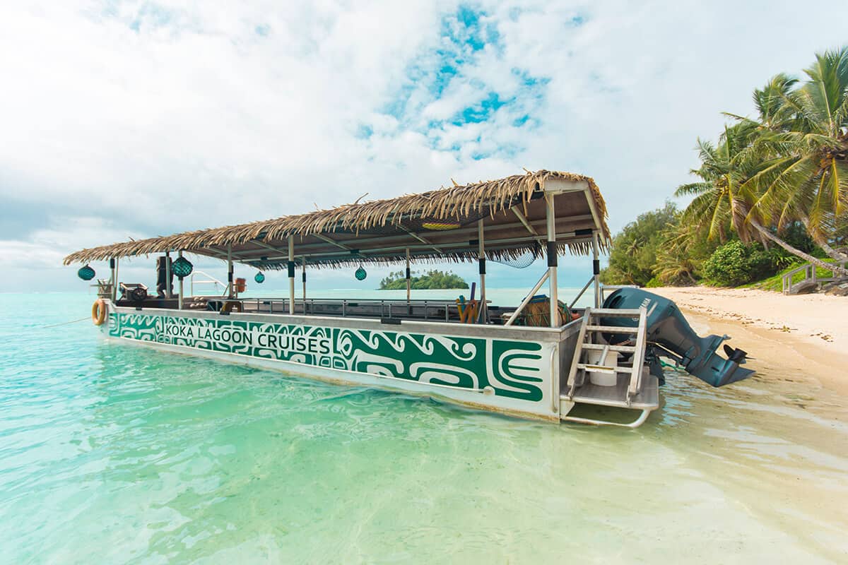 going on a lagoon cruise in rarotonga with koka lagoon cruises