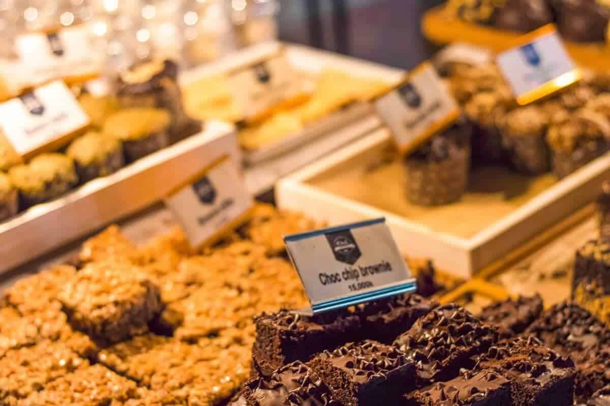 pastries luang prabang night market