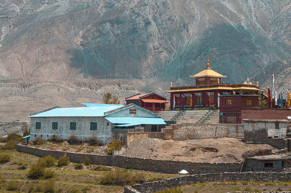 temple muktinath to jomsom