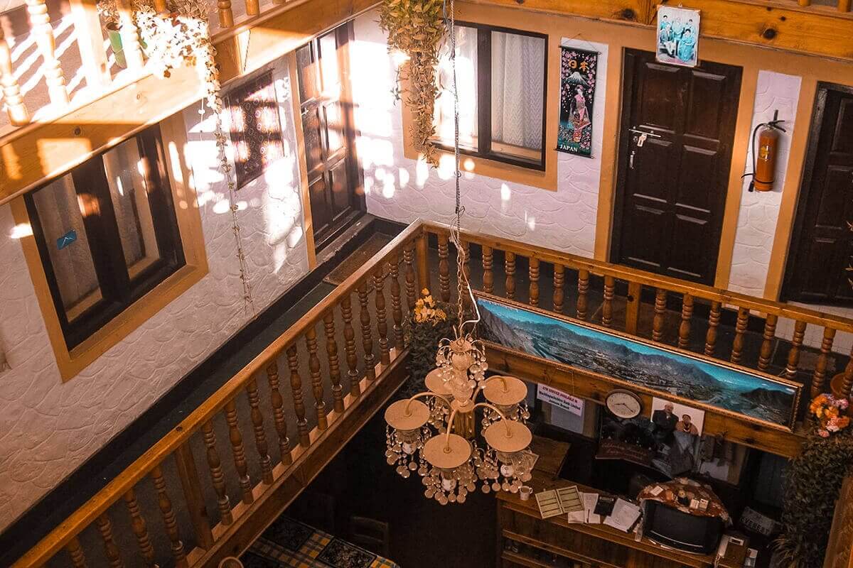 teahouse muktinath to jomsom on the annapurna circuit