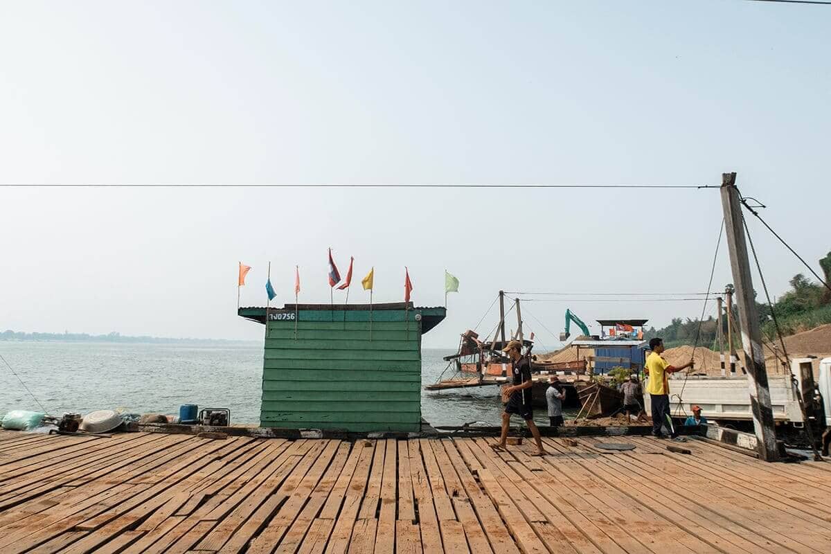 ferry to don det in laos