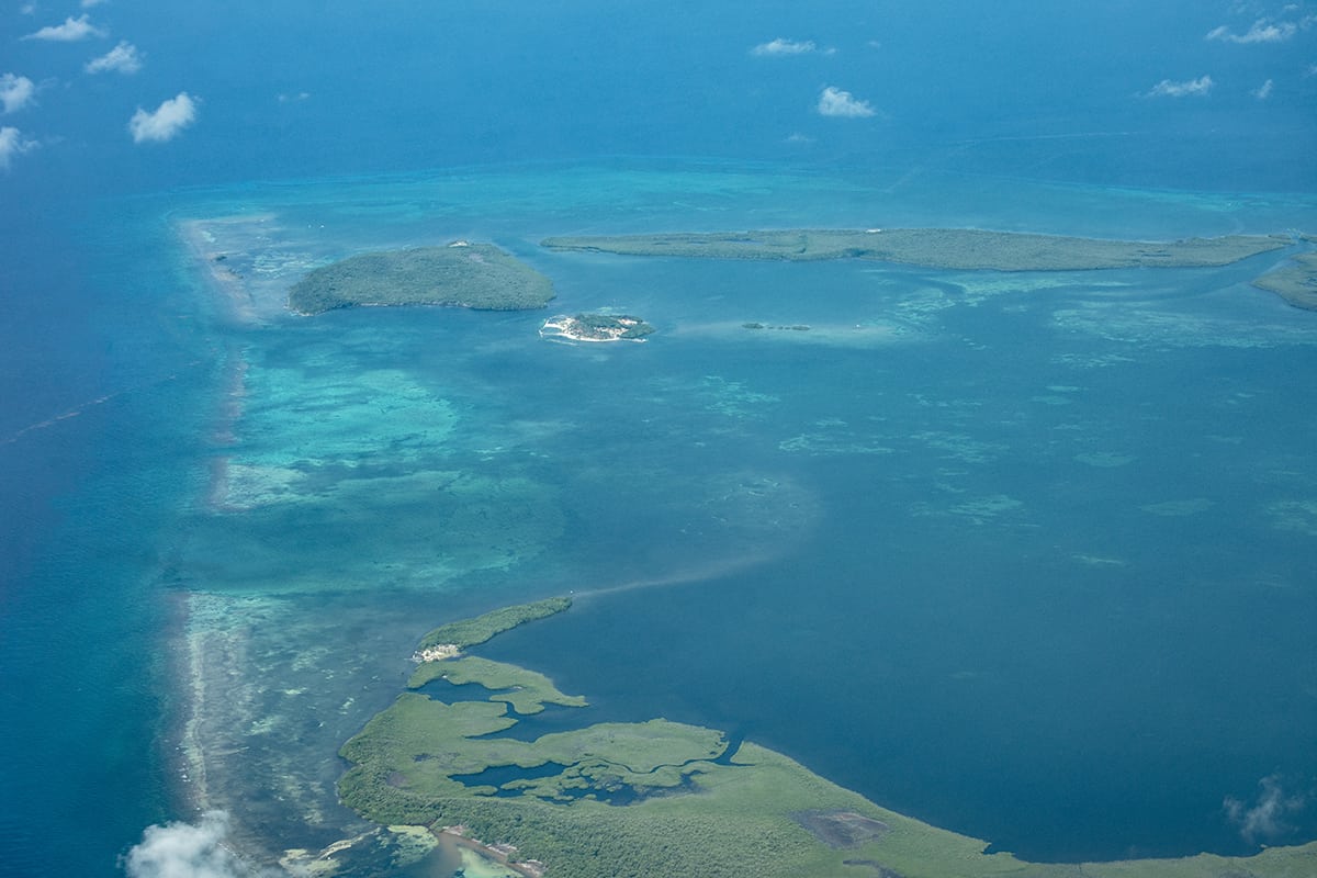 flying over some of the islands near belize, no doubt this was a highlight of the journey