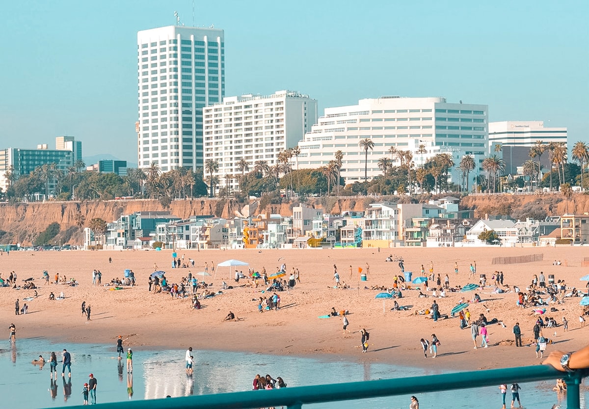 Stopover in Los Angeles, The United States | 48 and 24 Hour Itinerary | What to do in Los Angeles | Layover | Los Angeles | Stopover | One day in | Two days in | When to visit | Where to sleep | Where to eat | How to get around | What to do | Backpacking | Budget Travel | Solo Female Travel | Backpackers Wanderlust |