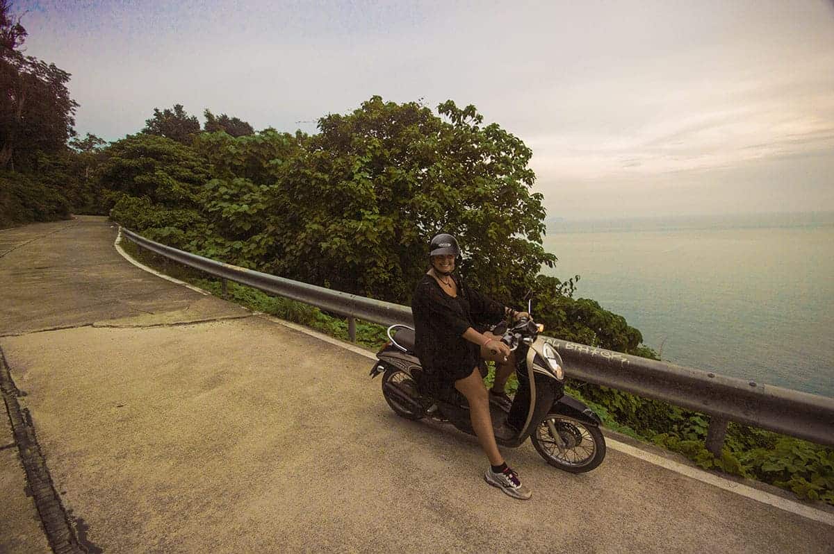 motorbiking around koh lanta on my thailand travel budget