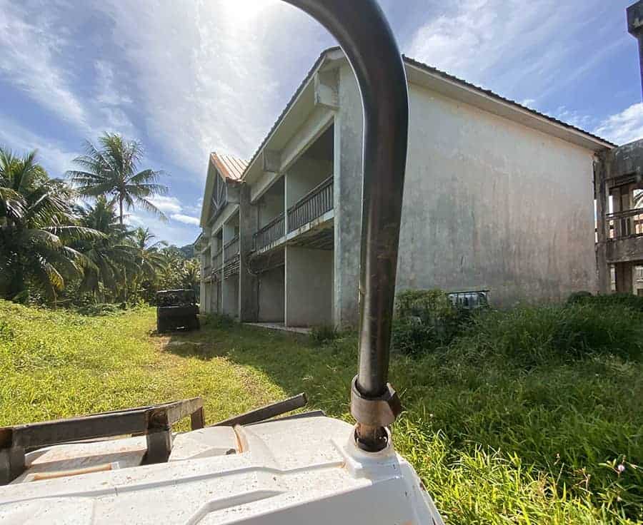 exploring the old sheraton hotel in rarotonga