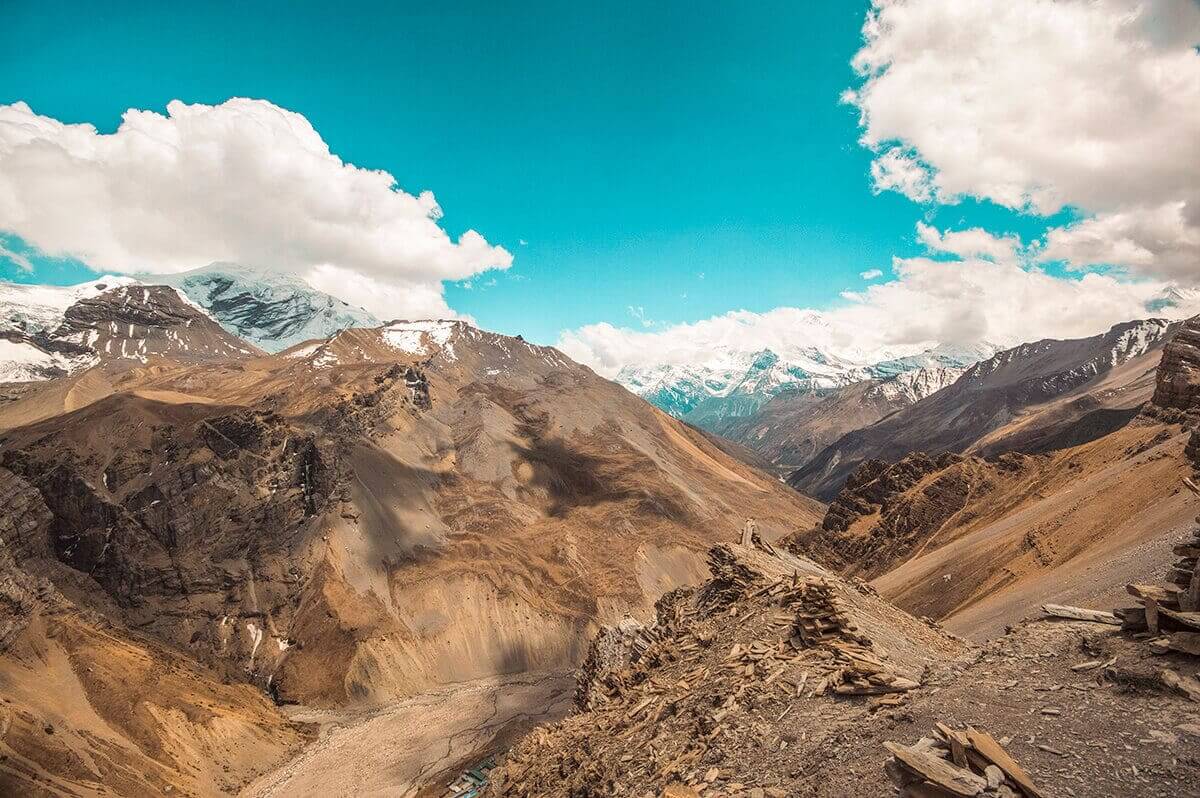 valley view throng phedi to high camp on the annapurna circuit