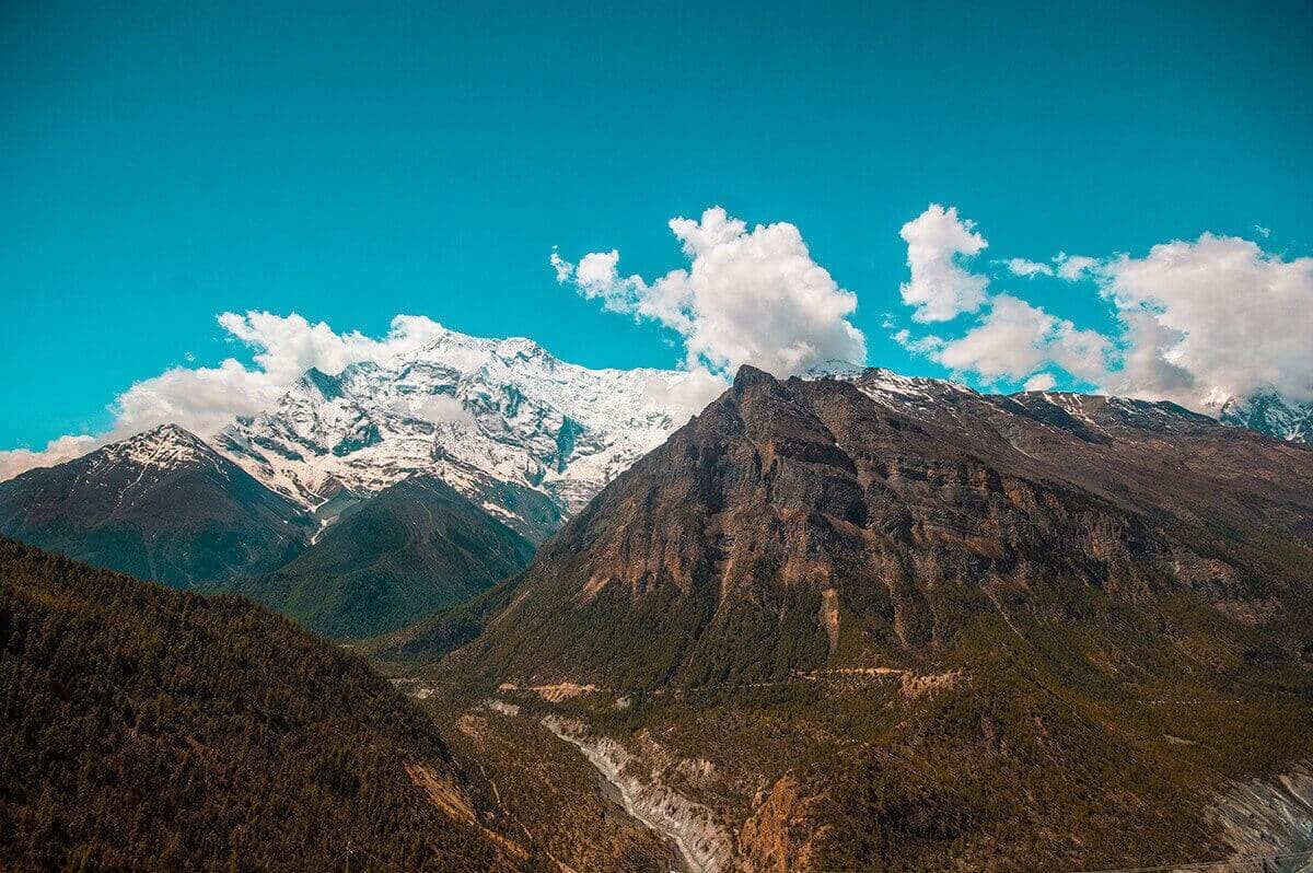 entire valley upper pisang to ngawal on the annapurna circuit nepal
