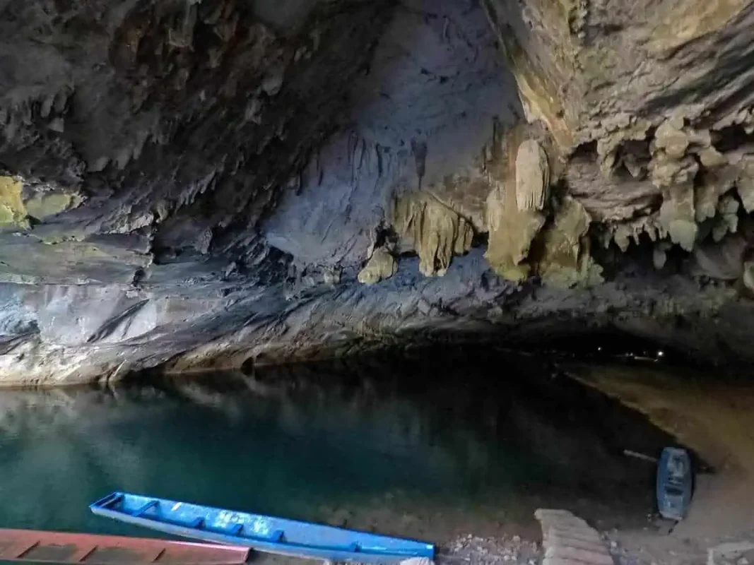 inside the begining of kong lor cave where you jump onboard the boats. A must on the backpacking laos itinerary