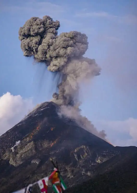early morning eruptions where the sky is dark enough to still see the lava making for the perfect photo