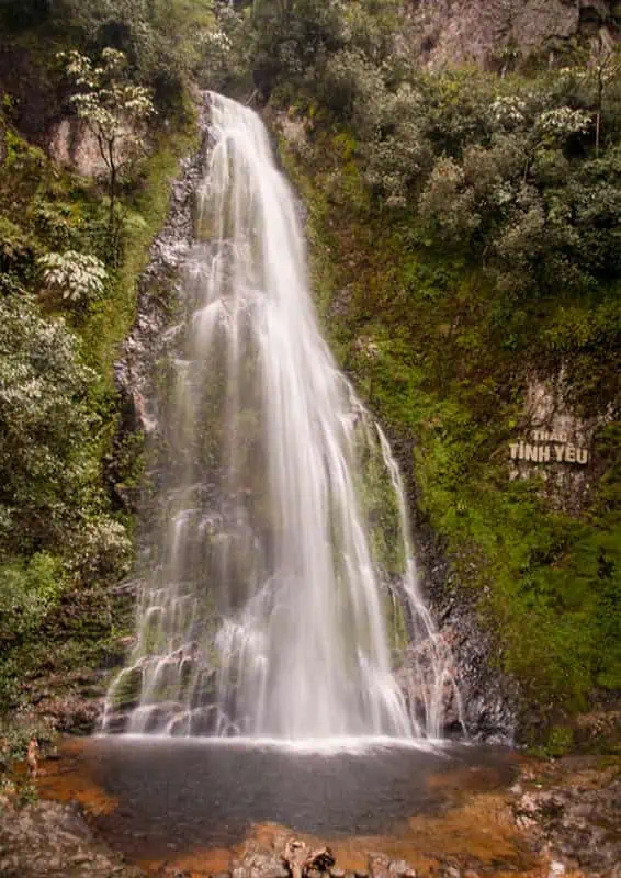 silver waterfall in sapa