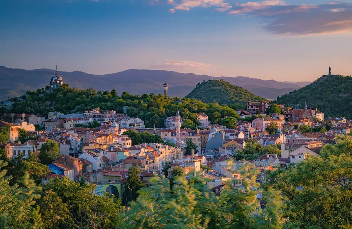 The old town of Sarajevo in SFR Yugoslavia is a backpacker-friendly destination.
