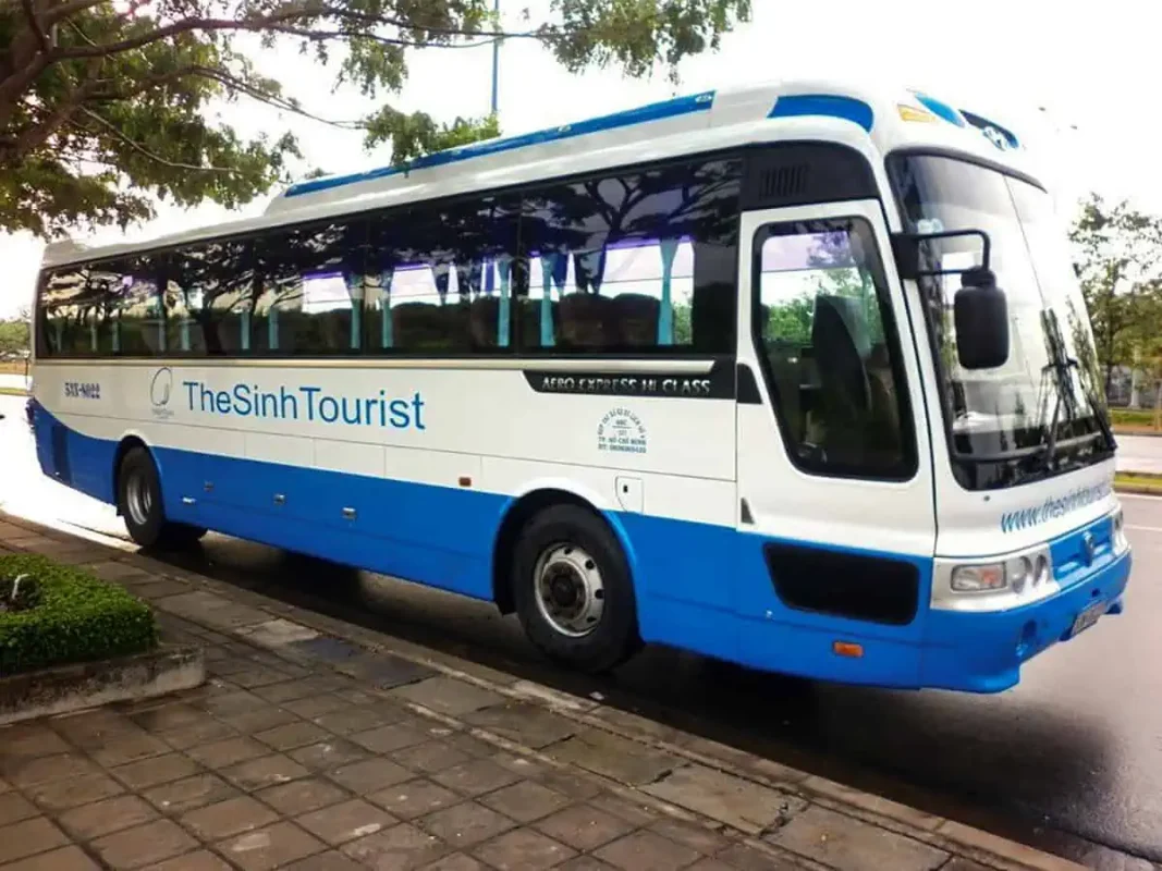 the sinh tourist bus from da nang to hoi an