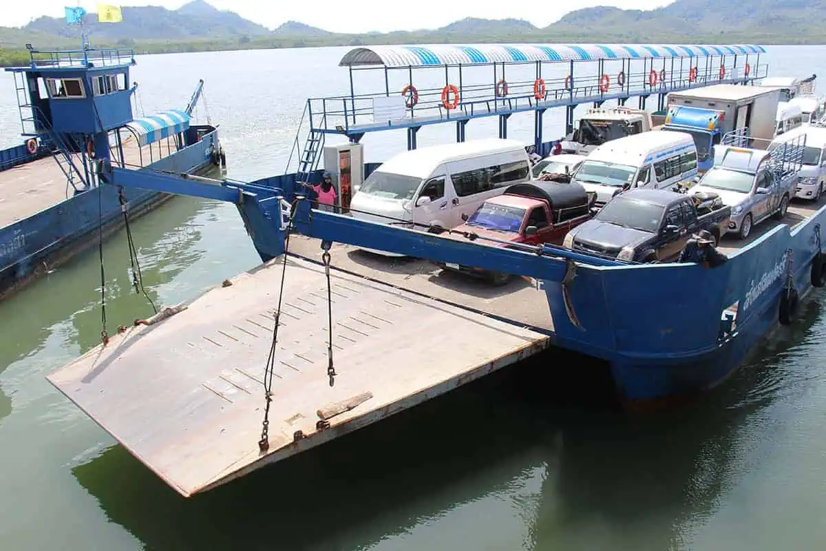 the van ferry from hua hin pier arriving in koh lanta
