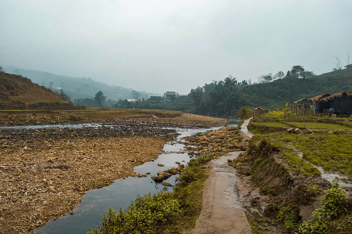 river running next to ta van in sapa vietnam