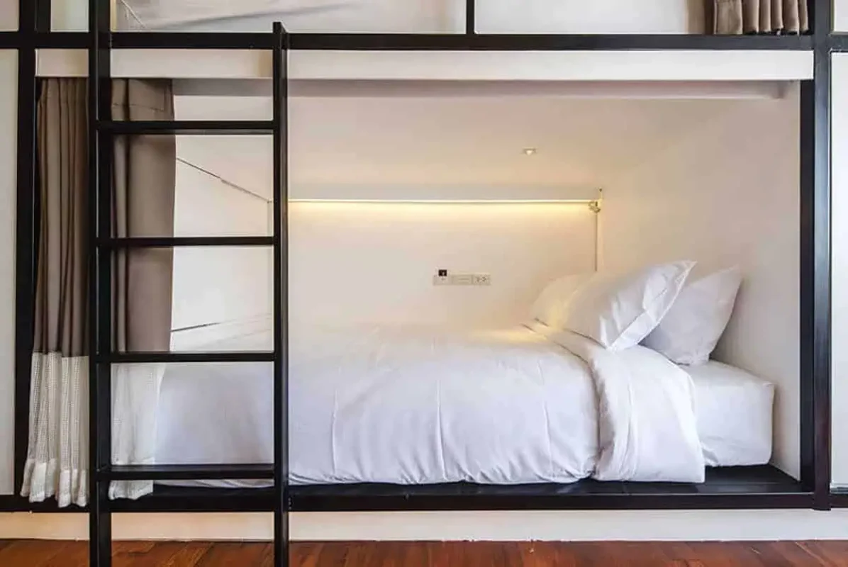 the common hostel bed chiang mai