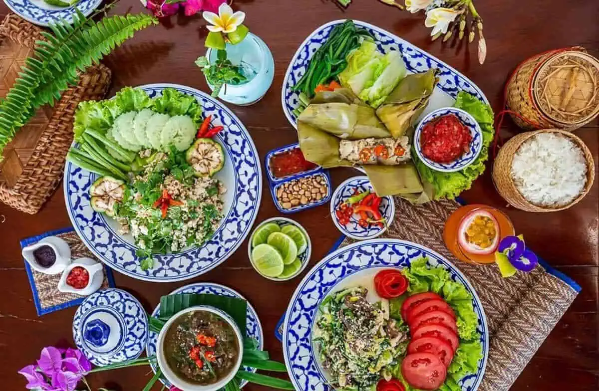 where to eat in vang vieng and best restaurants in vang vieng